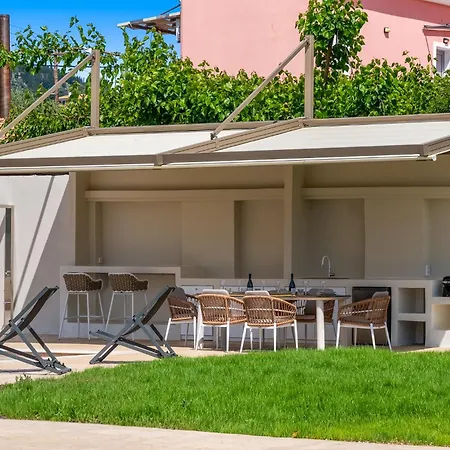 빌라 Albagiorno - Glykocharama